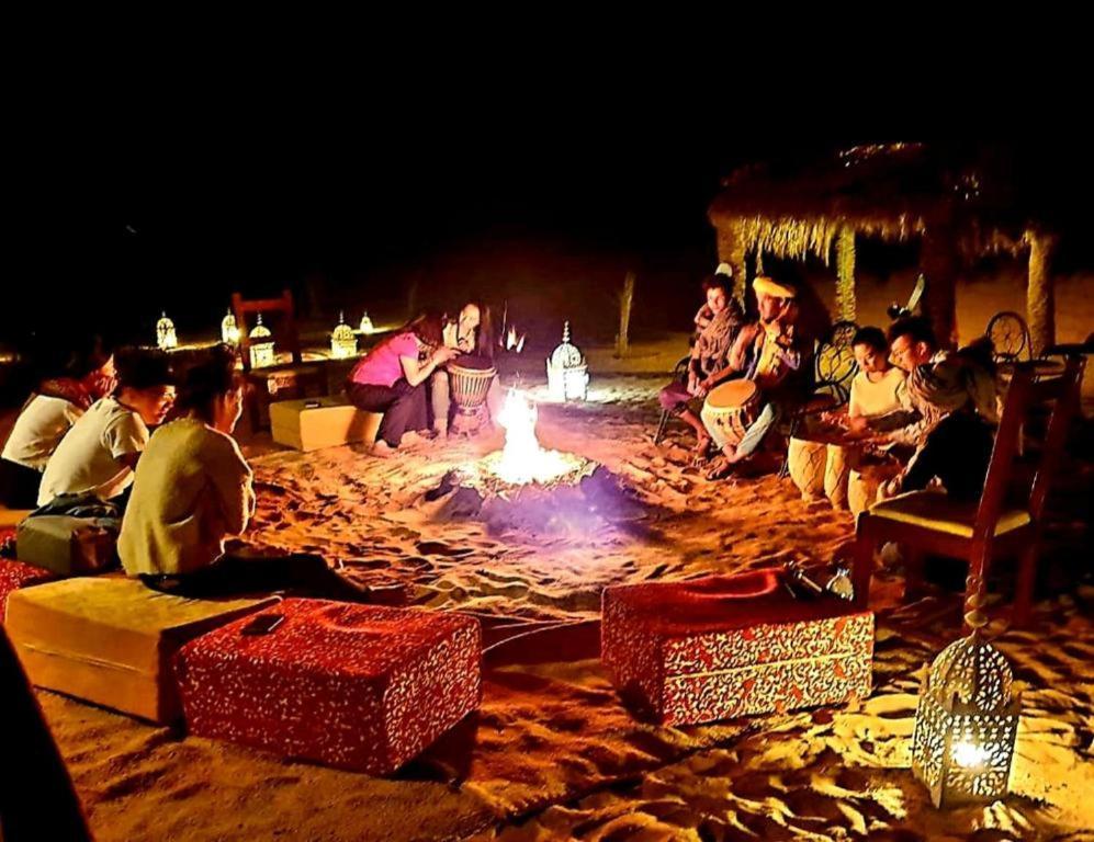 Sahara Safari Camp Hotel Merzouga Bagian luar foto