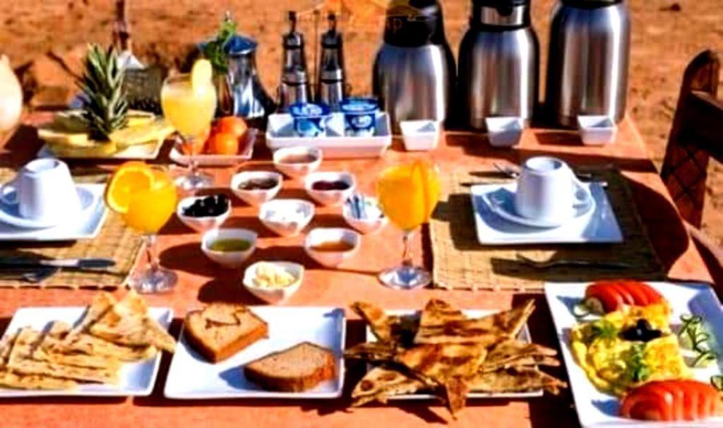 Sahara Safari Camp Hotel Merzouga Bagian luar foto