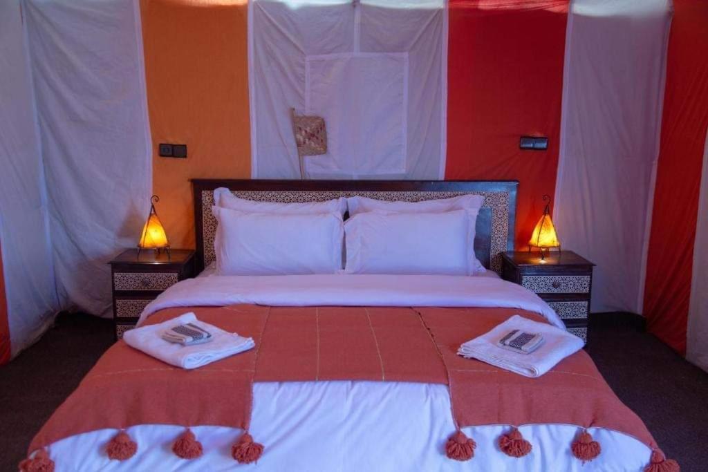 Sahara Safari Camp Hotel Merzouga Bagian luar foto