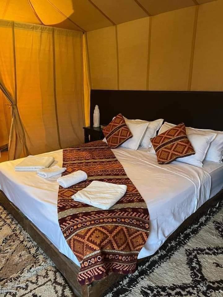 Sahara Safari Camp Hotel Merzouga Bagian luar foto