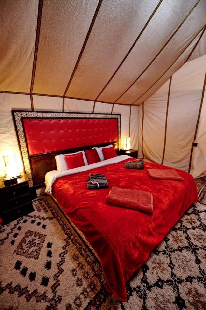 Sahara Safari Camp Hotel Merzouga Bagian luar foto