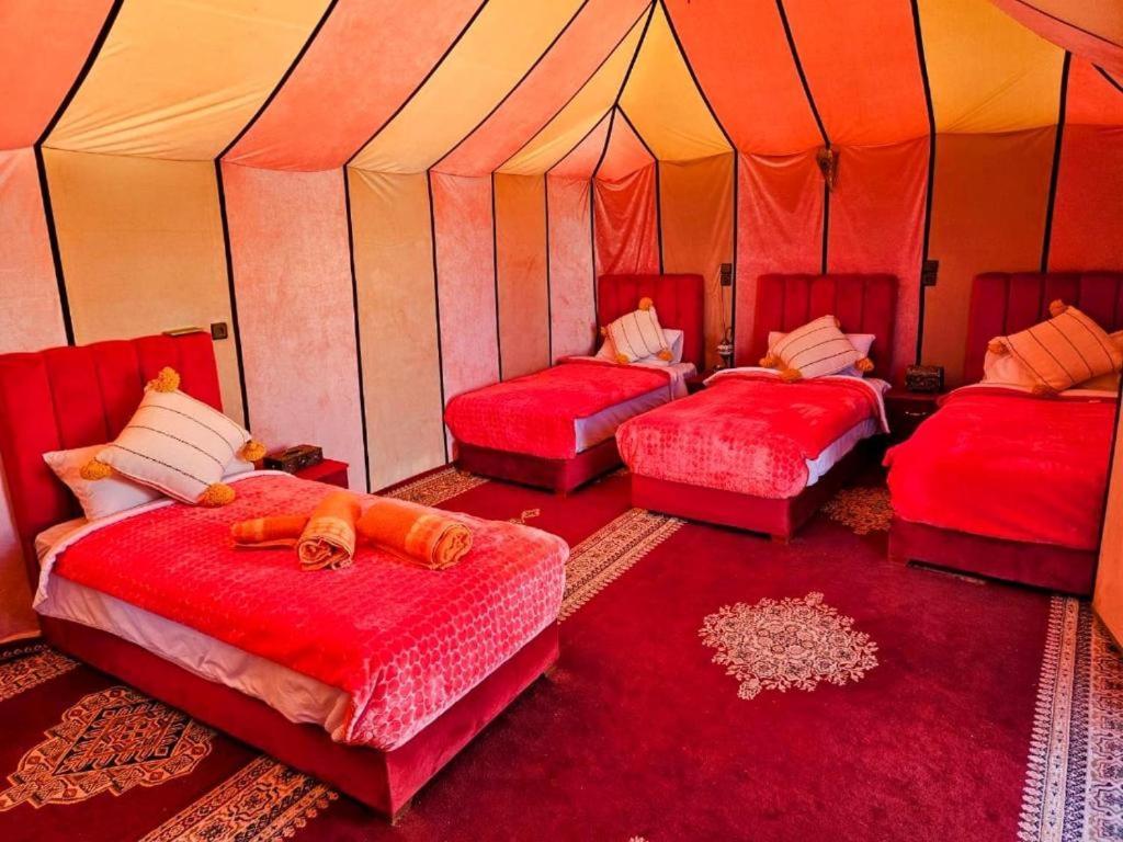 Sahara Safari Camp Hotel Merzouga Bagian luar foto